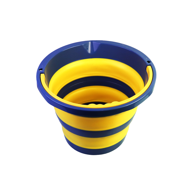 large collapsible water bucket